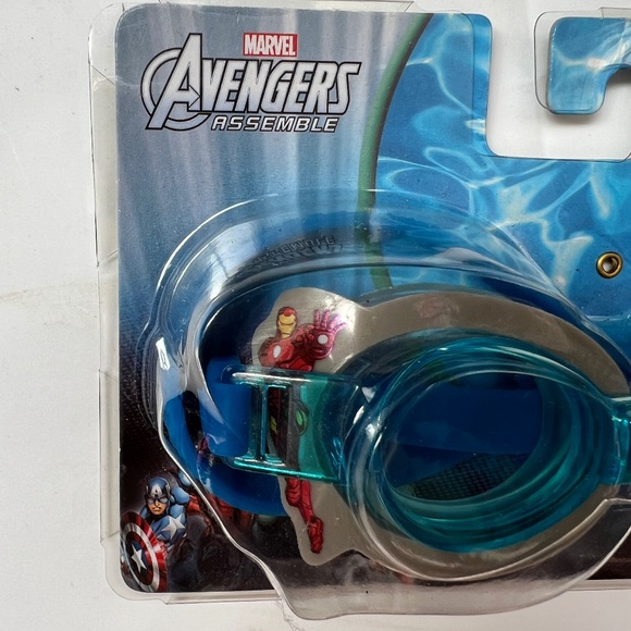 Marvel Avengers Kids Swim Goggles 3+ Swimways New in Package - Picture 2 of 5